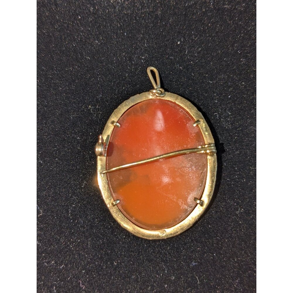 Antique Composite Cameo American made gold tone pin or pendant - Picture 3 of 7